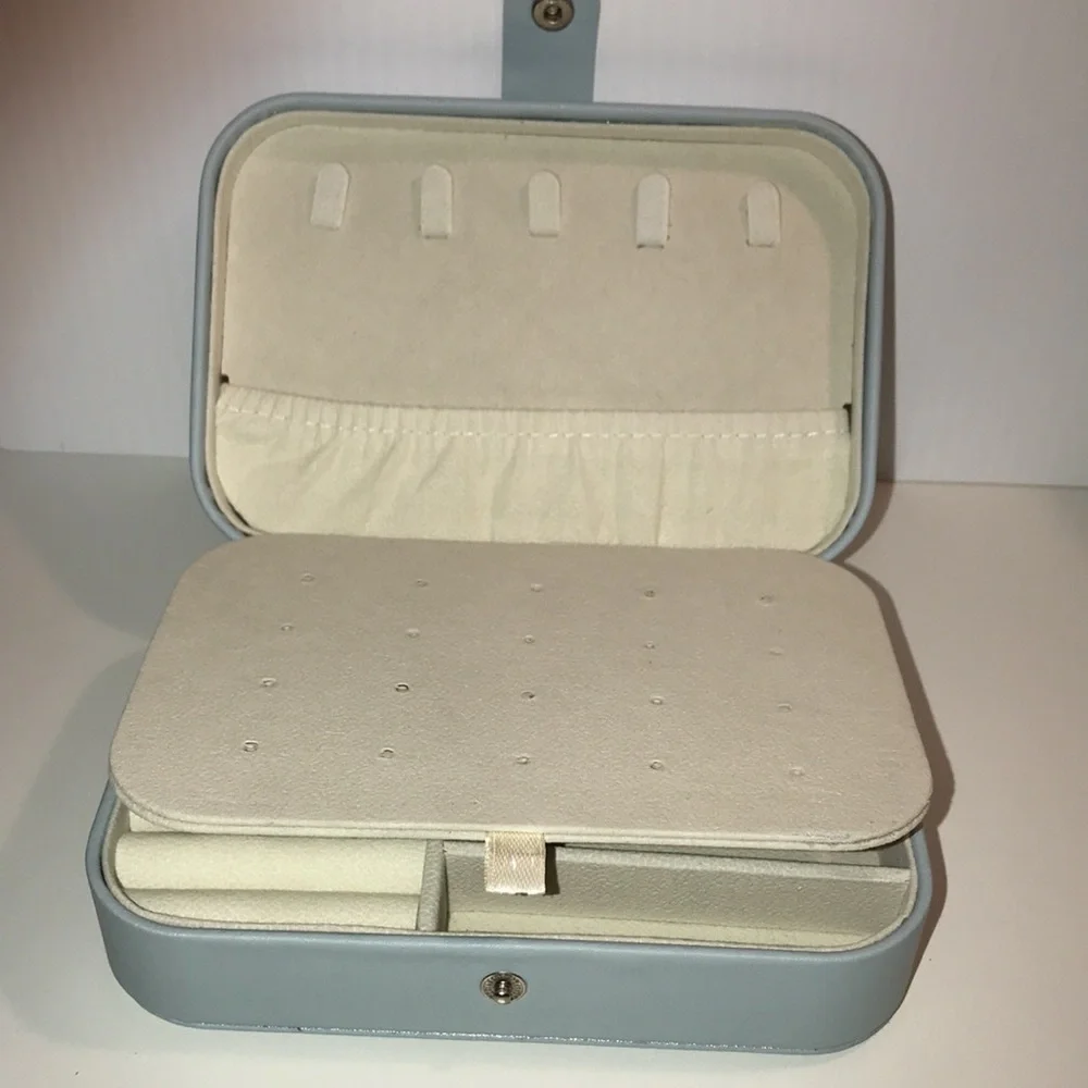 Blue travel Jewelry Organizer NEW